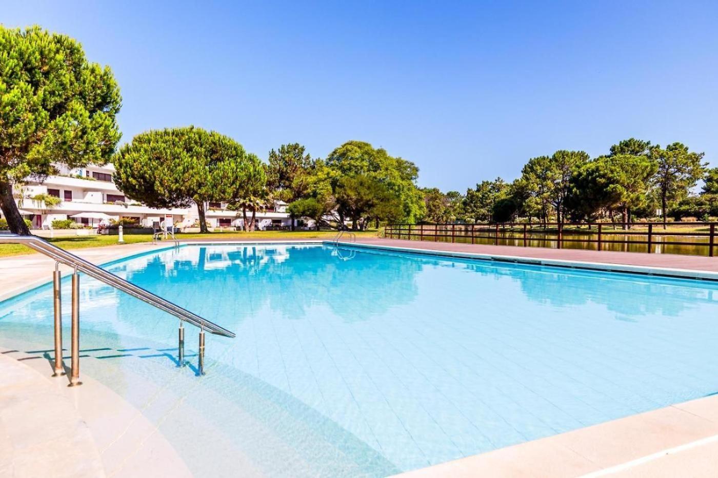 Private Lake Condo Apartment - Troia Εξωτερικό φωτογραφία